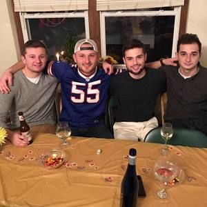 Meet your Posher, Tyler